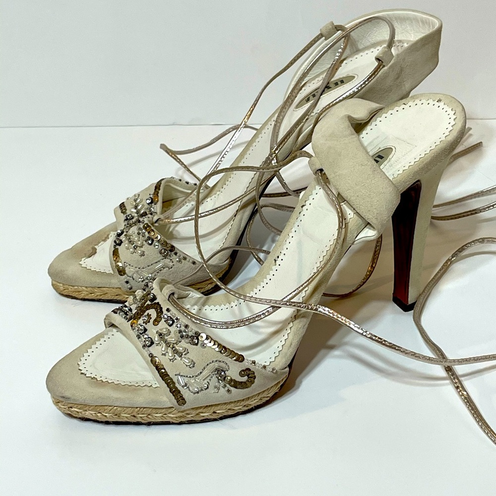 Authentic La Silla Made In Italy Embroidery Heels.